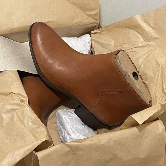 Lucky Brand Toffee Bhadie Leather Bootie Women Size 6.5 NWT - Picture 5 of 5